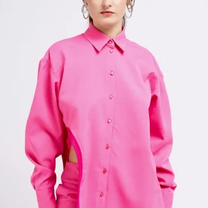 Chemise oversize rose, avec découpe