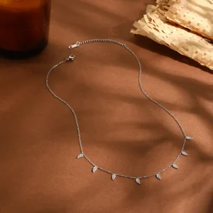 Collier mini pendentifs ailes