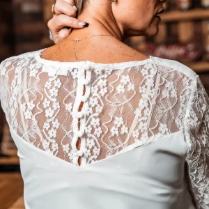 Haut blanc dentelle Morosaglia