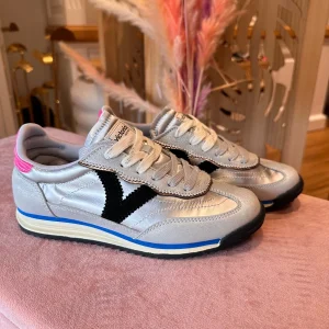 BASKETS VICTORIA ARGENTÉES SATURNO