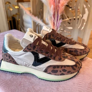 BASKETS VICTORIA COSMOS BEIGE ET LÉOPARD