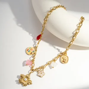 Collier fleur à perle