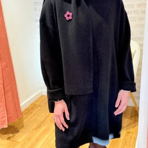 ROBE PULL EN MAILLE AVEC ÉCHARPE PAULINE